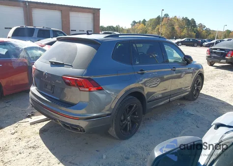 2023 Volkswagen Tiguan 2.0T Se R-Line Black from USA, damaged, VIN 3VVCB7AX1PM015241